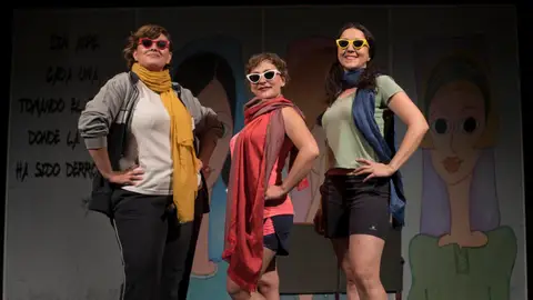 Obra de teatro "Divorciadas, evangélicas y vegetarianas" Obra de teatro "Divorciadas, evangélicas y vegetarianas"