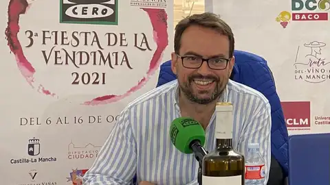 Javier Ruiz "Premio Divulgación del Vino en 2021" Javier Ruiz "Premio Divulgación del Vino en 2021"