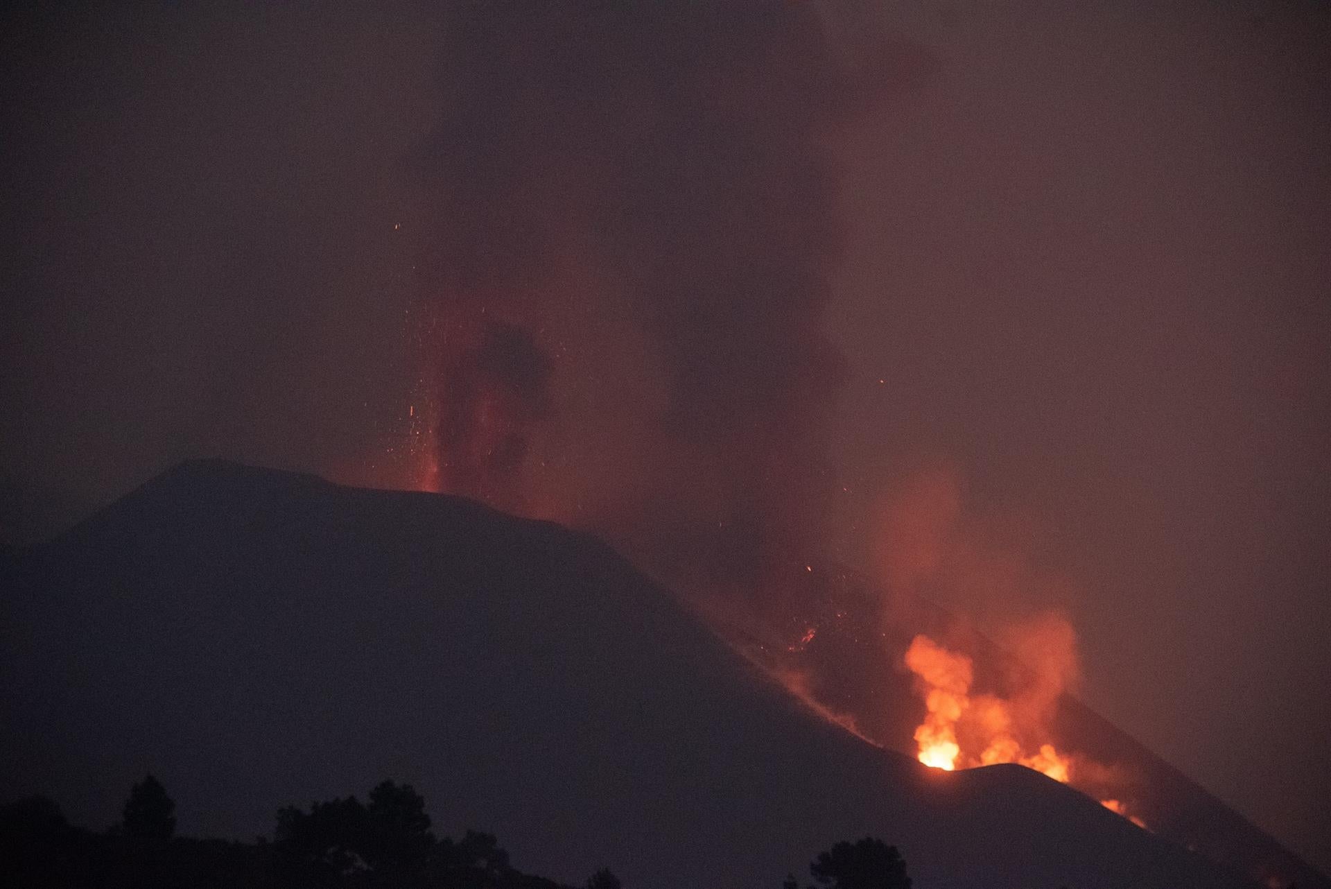Las Fuerzas Armadas harán una ofrenda floral por los difuntos de La Palma en el Día de Todos los Santos Las Fuerzas Armadas harán una ofrenda floral por los difuntos de La Palma en el Día de Todos los Santos