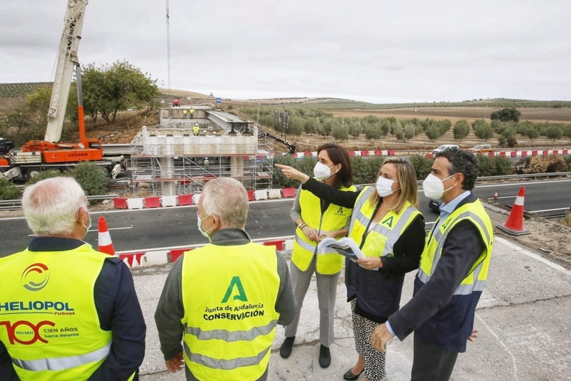 El nuevo puente sobre la A-92 entrará en servicio antes de Navidad El nuevo puente sobre la A-92 entrará en servicio antes de Navidad