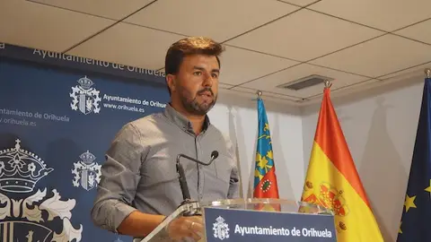 José F. Aix, portavoz de C`s en Orihuela sigue marcando distancias con el PP jose aix