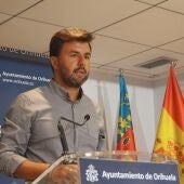 José F. Aix, portavoz de C`s en Orihuela sigue marcando distancias con el PP 
