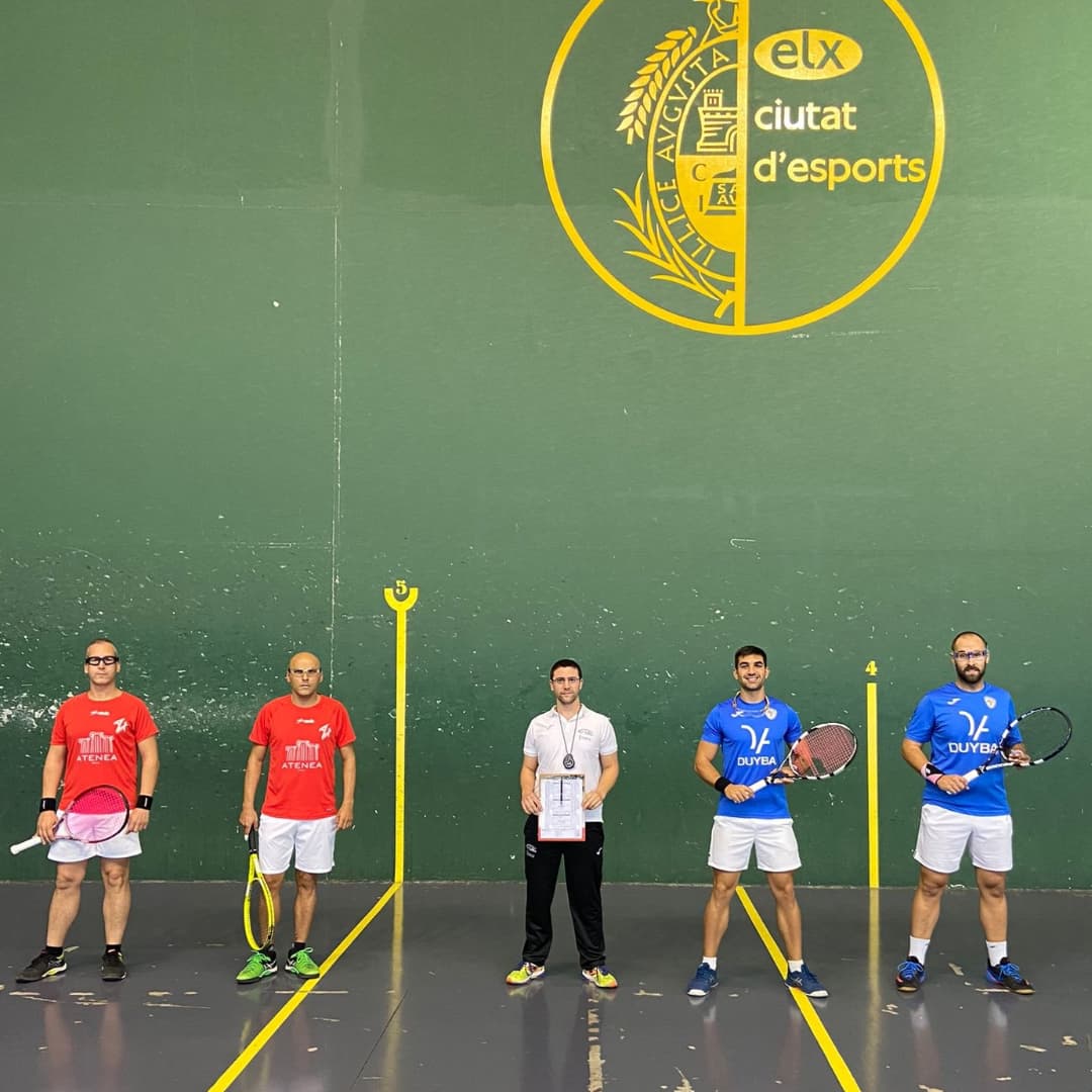 Victorias del Club Frontenis Elche en Liga Autonómica y División de Honor Victorias del Club Frontenis Elche en Liga Autonómica y División de Honor
