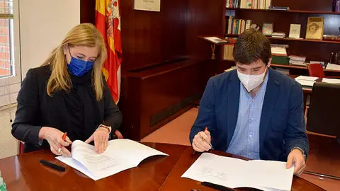 UCLM y la Asociación para la Difusión de Avances Oncológicos UCLM y la Asociación para la Difusión de Avances Oncológicos