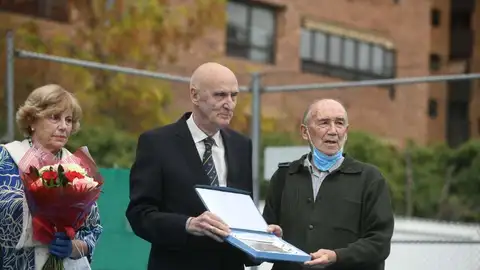 Un momento del homenaje a José Antonio Senz de Broto Un momento del homenaje a José Antonio Senz de Broto
