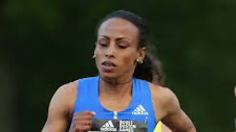 Unha muller disputaralles a vitoria aos corredores masculinos profesionais na San Martiño Kalkidan Gezahegne