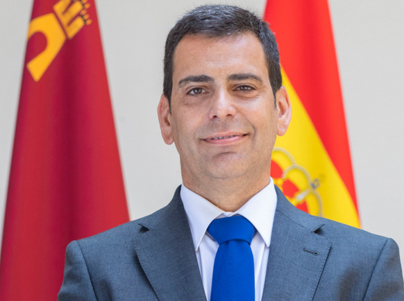 El consejero Díez de Revenga aún no sabe cuántos jóvenes han comprado una vivienda con el aval de la CARM El consejero Díez de Revenga aún no sabe cuántos jóvenes han comprado una vivienda con el aval de la CARM