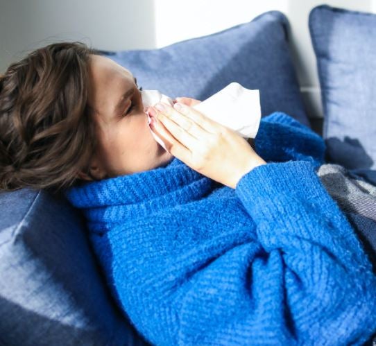 ¿Me puedo poner la vacuna de la Covid o gripe si estoy resfriado? ¿Me puedo poner la vacuna de la Covid o gripe si estoy resfriado?