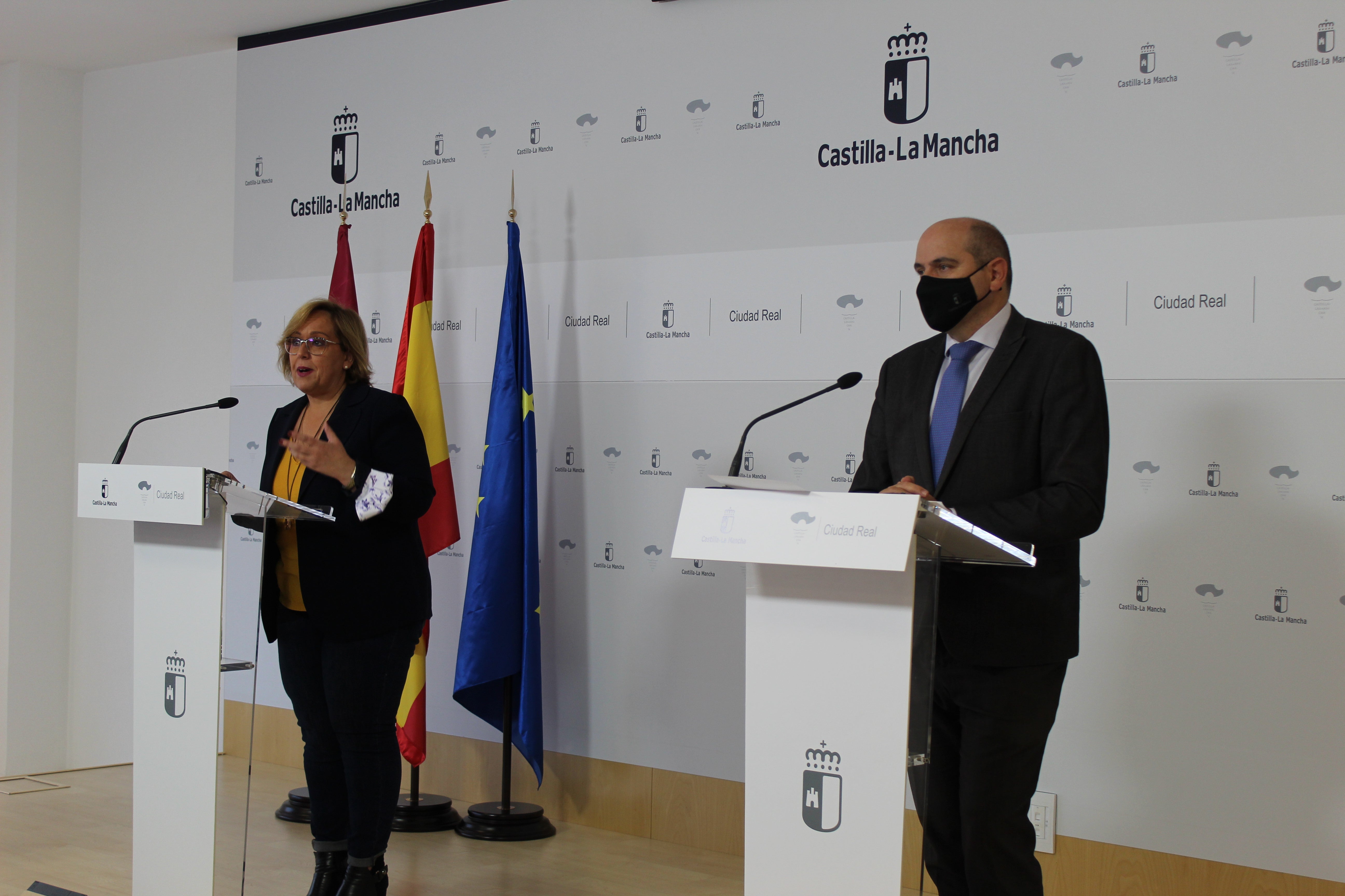 Comienza en Ciudad Real la campaña de vacunación frente a la gripe con administración simultánea de la dosis de refuerzo covid-19 en mayores de 65 años Comienza en Ciudad Real la campaña de vacunación frente a la gripe con administración simultánea de la dosis de refuerzo covid-19 en mayores de 65 años