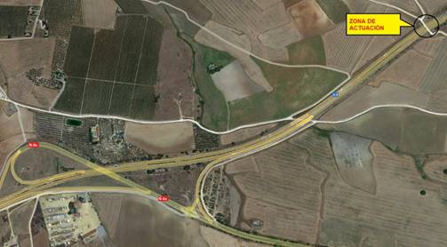 AFECCIONES AL TRÁFICO EN LA CALZADA SENTIDO MADRID DE LA A-4 A LA ALTURA DEL MUNICIPIO DE CARMMONA AFECCIONES AL TRÁFICO EN LA CALZADA SENTIDO MADRID DE LA A-4 A LA ALTURA DEL MUNICIPIO DE CARMMONA