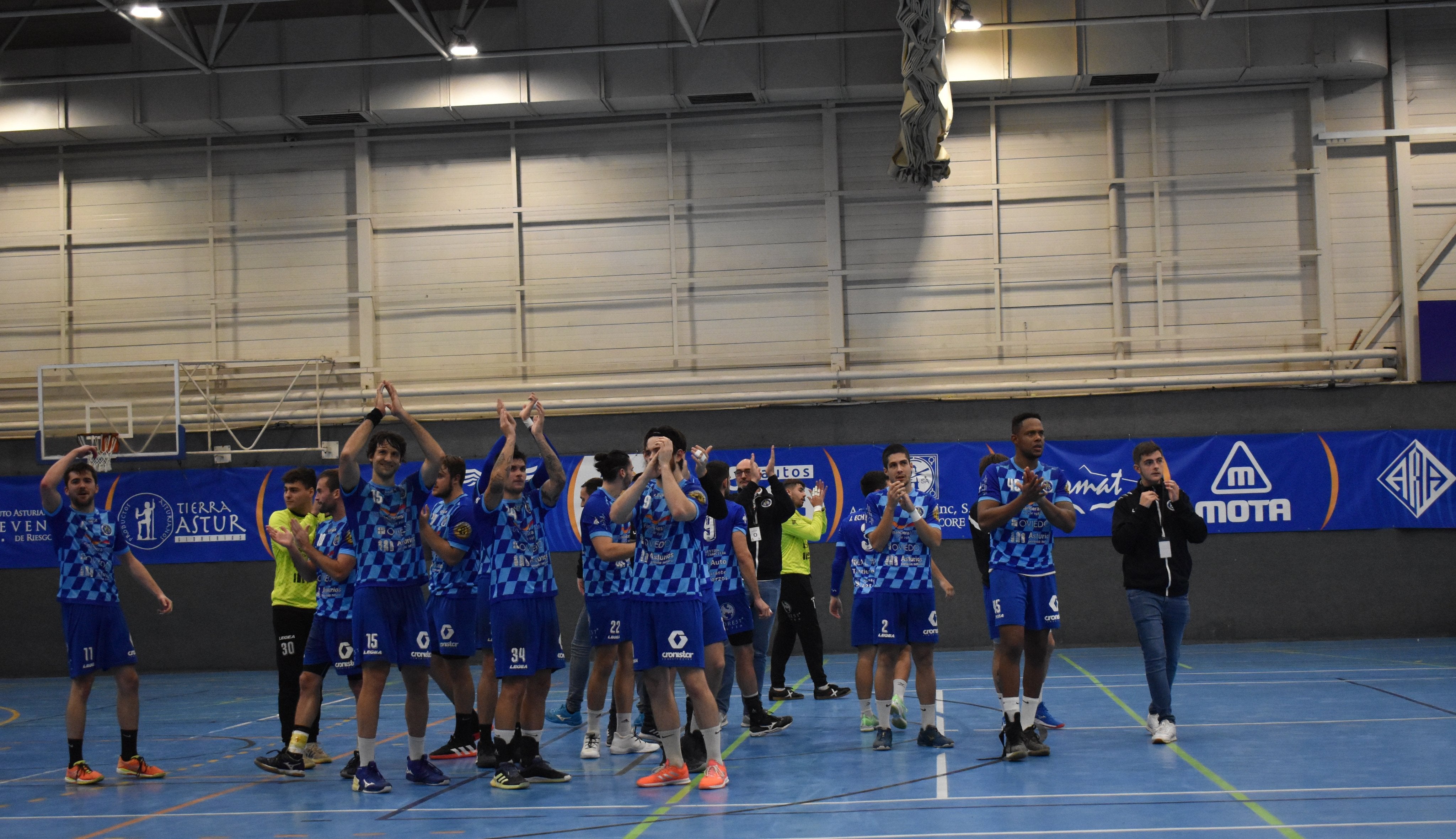 Unión Financiera sufre para ganar en Avilés Unión Financiera sufre para ganar en Avilés