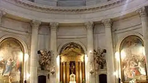 Interior iglesia de Santa Victoria Interior iglesia de Santa Victoria
