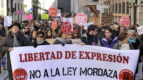 El Gabinete: ¿Qué supuso la Ley Mordaza aprobada por el Gobierno de Mariano Rajoy? El Gabinete: ¿Qué supuso la Ley Mordaza aprobada por el Gobierno de Mariano Rajoy?