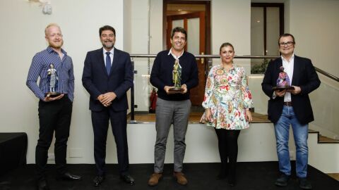 De izquierda a derecha Iván Cano, Luis Barcala, Carlos Mazón, Mari Carmen Sánchez y César Anca De izquierda a derecha Iván Cano, Luis Barcala, Carlos Mazón, Mari Carmen Sánchez y César Anca