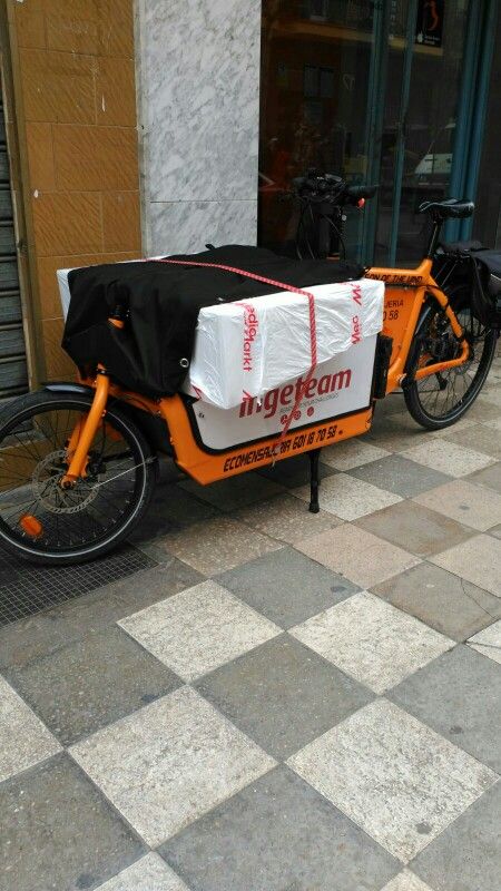 La bicicleta se abre cada vez más paso como vehículo de mensajería La bicicleta se abre cada vez más paso como vehículo de mensajería