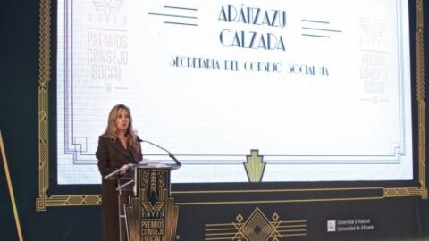 Ar&aacute;nzazu Calzada