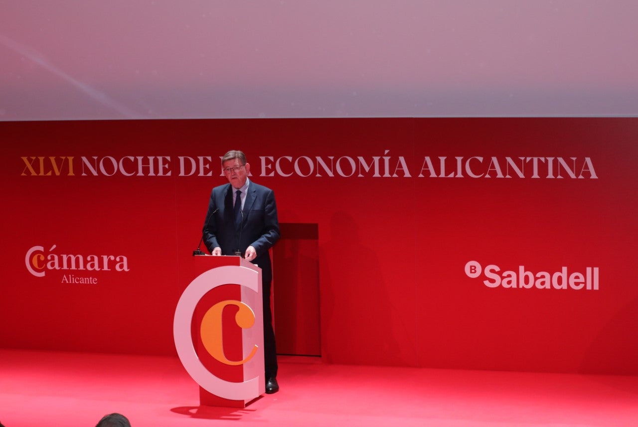 Ximo Puig anuncia una inversión “histórica” en Alicante para 2022 en infraestructuras, turismo e innovación Ximo Puig anuncia una inversión “histórica” en Alicante para 2022 en infraestructuras, turismo e innovación