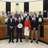 La Diputación de Alicante entrega la guía Smart city a siete ayuntamientos para impulsar su transformación digital La Diputación de Alicante entrega la guía Smart city a siete ayuntamientos para impulsar su transformación digital