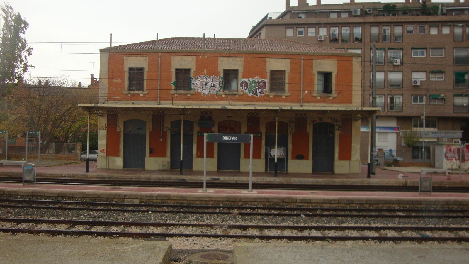 Vuelve el tren Zaragoza-Binéfar, pero piden que llegue a Lérida Vuelve el tren Zaragoza-Binéfar, pero piden que llegue a Lérida