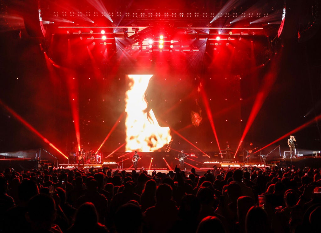 Una avalancha humana deja al menos 8 muertos y decenas de heridos en un festival de música en Texas Una avalancha humana deja al menos 8 muertos y decenas de heridos en un festival de música en Texas