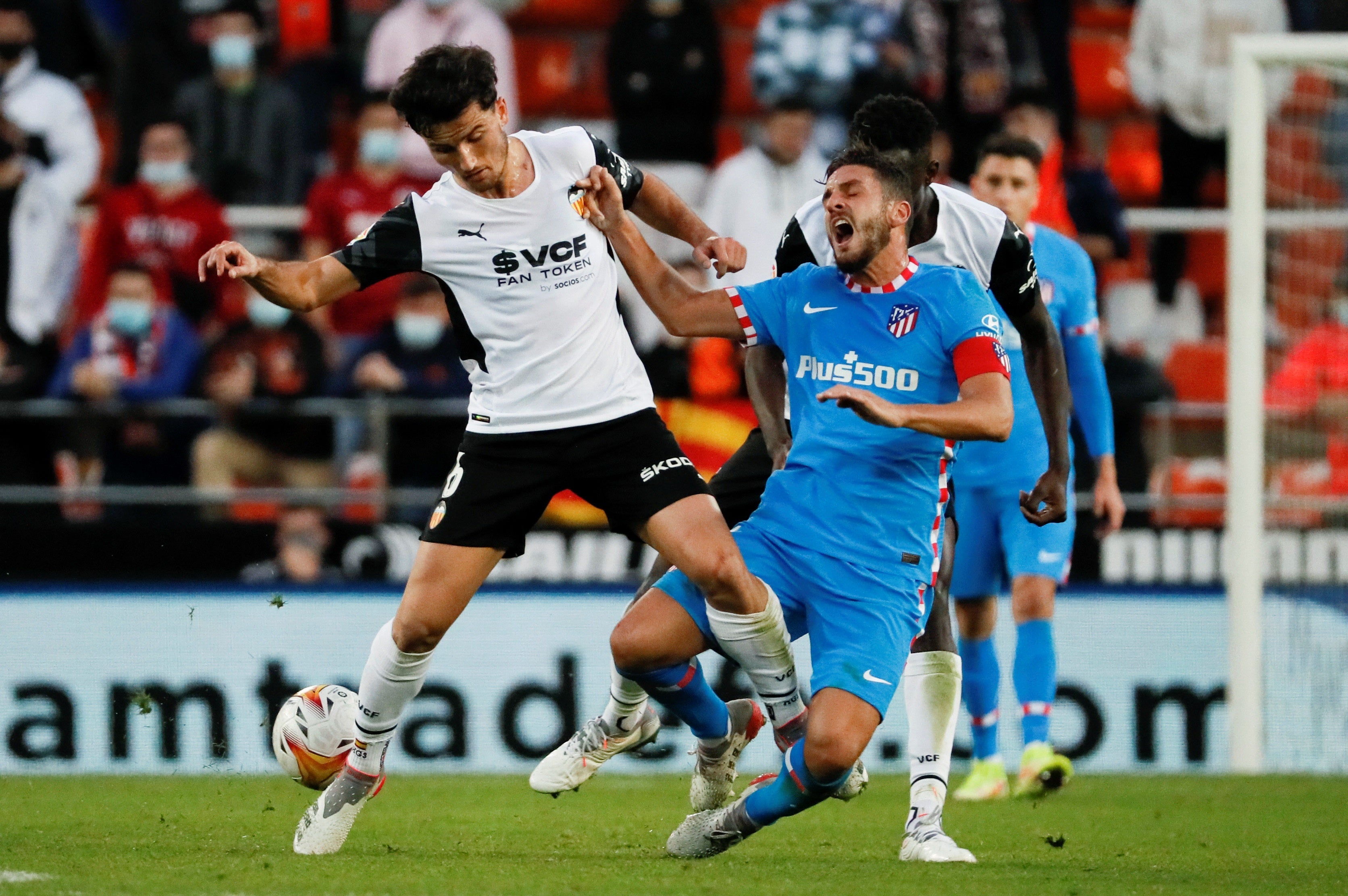 Valencia y Atlético se reparten los puntos en un festival de goles en Mestalla Valencia y Atlético se reparten los puntos en un festival de goles en Mestalla