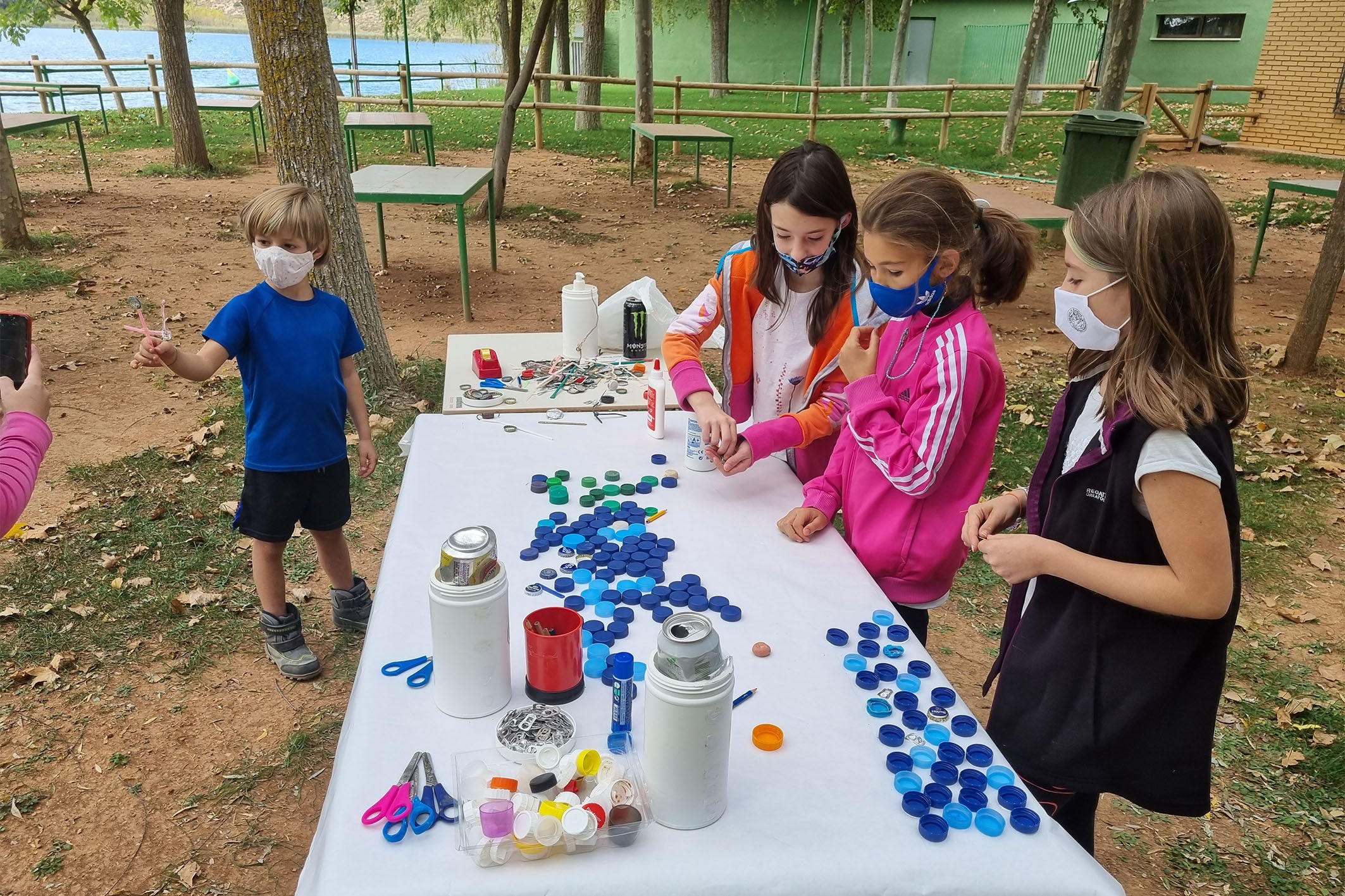 El Ayuntamiento de Argamasilla de Alba colaboró en las VIII Jornada de Limpieza Voluntaria de las Lagunas de Ruidera El Ayuntamiento de Argamasilla de Alba colaboró en las VIII Jornada de Limpieza Voluntaria de las Lagunas de Ruidera