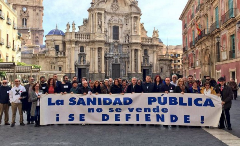 48 organizaciones ciudadanas y de profesionales inician movilizaciones en defensa de la Atención Primaria en la Región de Murcia 48 organizaciones ciudadanas y de profesionales inician movilizaciones en defensa de la Atención Primaria en la Región de Murcia
