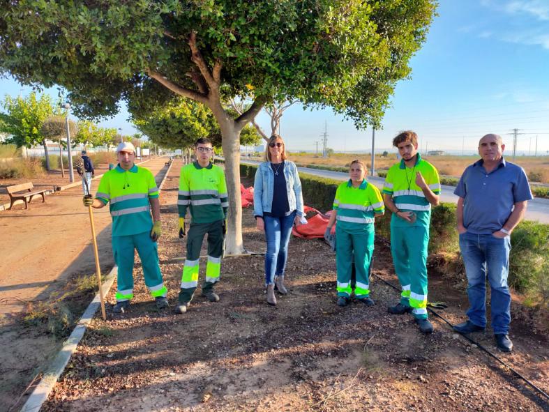 Convenio con el Ayuntamiento de Los Montesinos para la limpieza de zonas verdes municipales Convenio con el Ayuntamiento de Los Montesinos para la limpieza de zonas verdes municipales