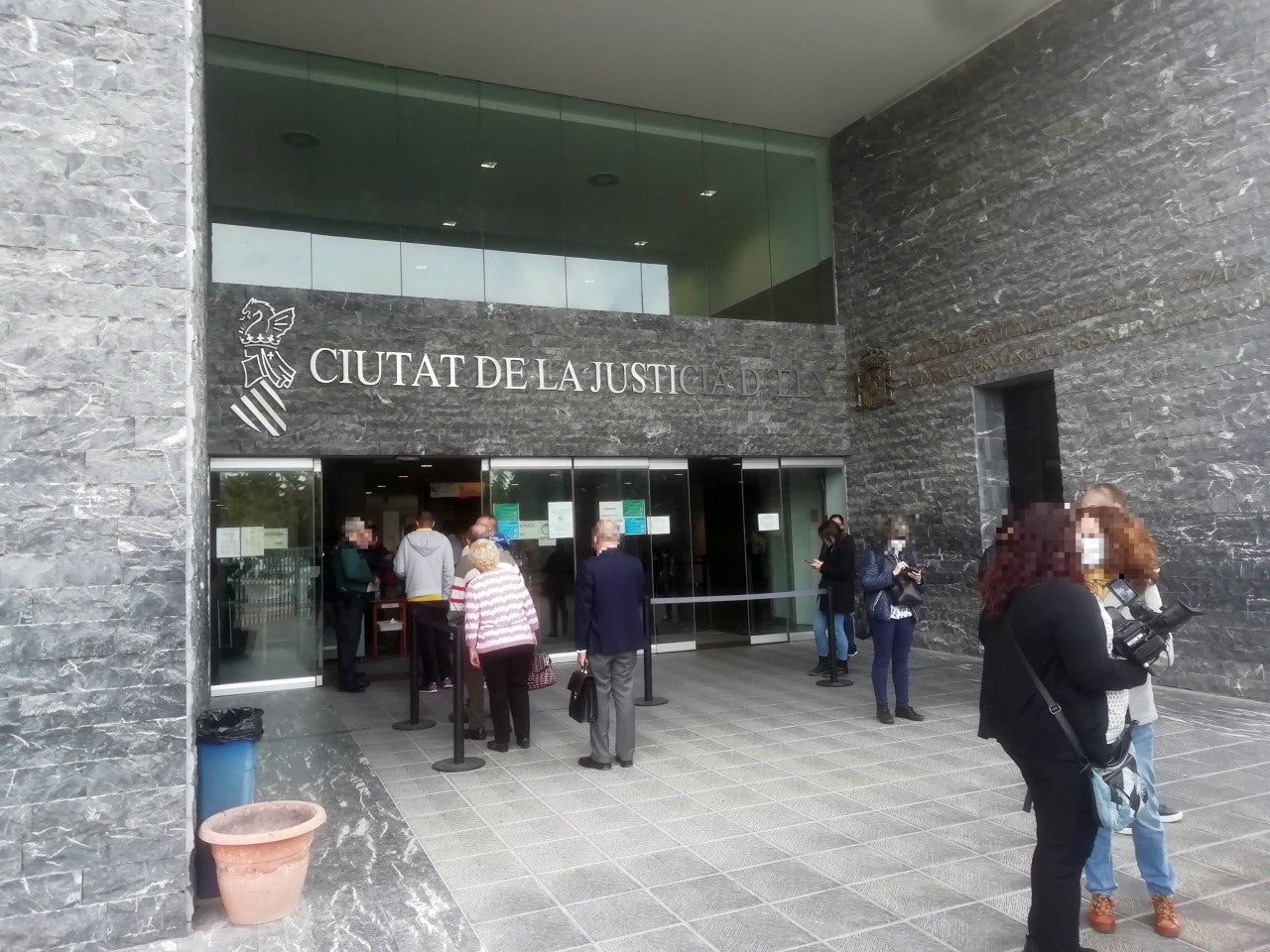 El Fiscal pide nueve años de cárcel para un hombre por agredir sexualmente a una amiga en Elche en agosto de 2019 El Fiscal pide nueve años de cárcel para un hombre por agredir sexualmente a una amiga en Elche en agosto de 2019
