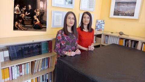 Mar&iacute;a y Laura Lara.