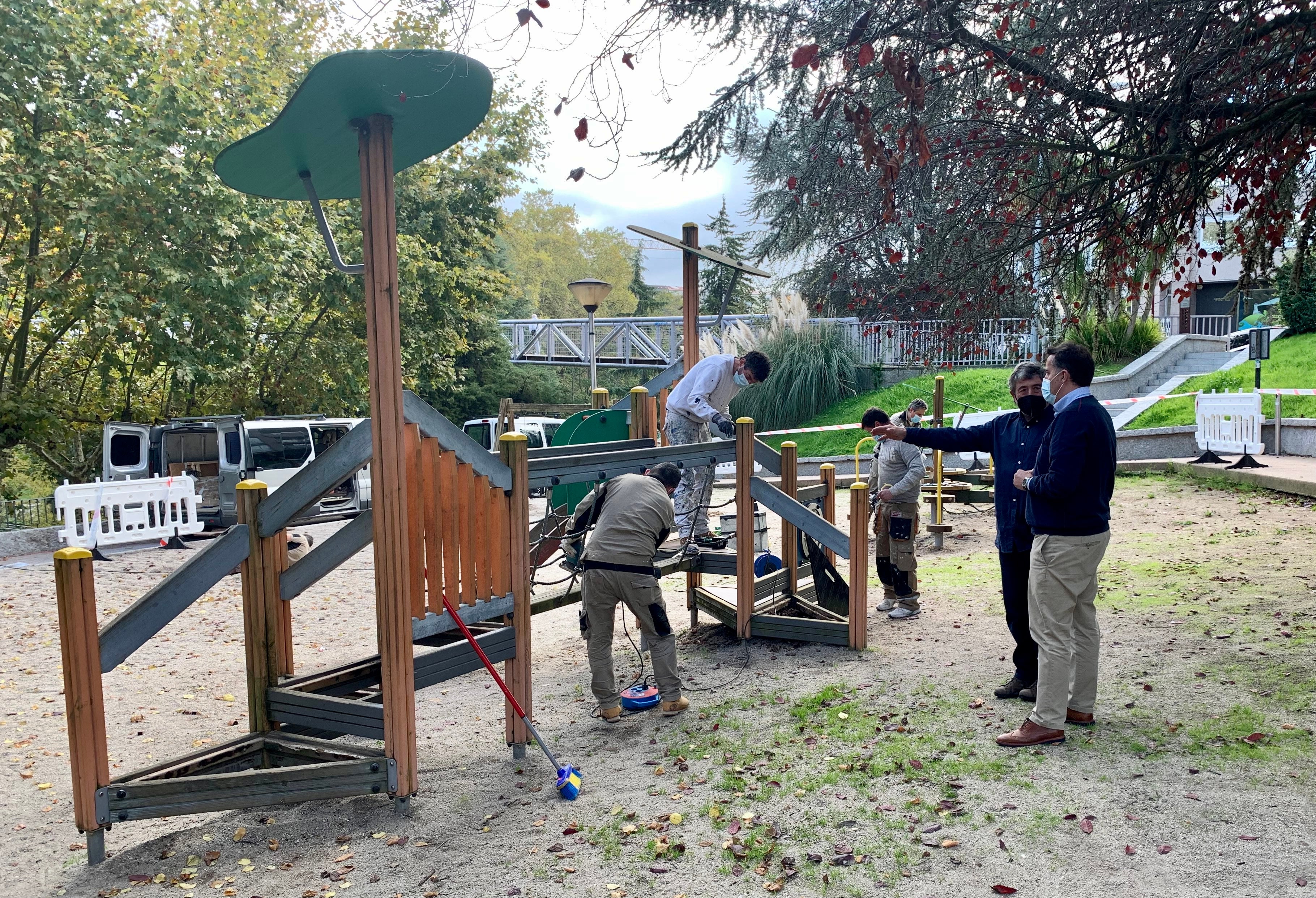 Mellora da zona de xogos infantís do parque Barbaña Mellora da zona de xogos infantís do parque Barbaña