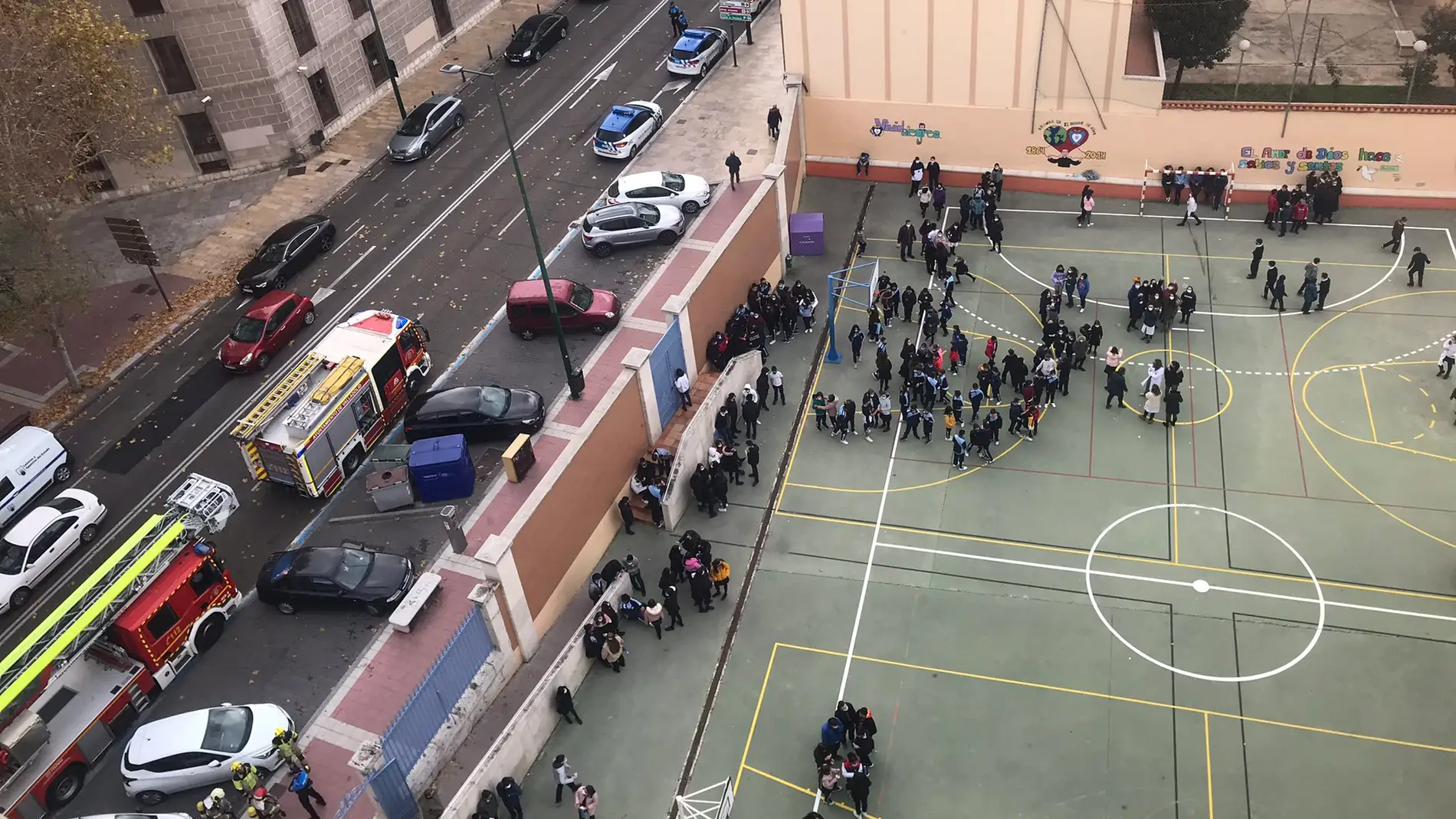 Evacúan a los alumnos de un colegio de Valladolid por la mala combustión de la caldera