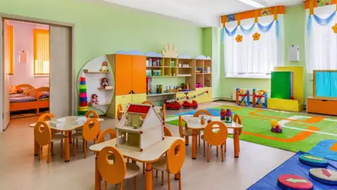 Ni uno de cada cinco niños murcianos menores de 3 años tiene plaza en una escuela infantil. Ni uno de cada cinco niños murcianos menores de 3 años tiene plaza en una escuela infantil.
