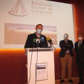 El Ayuntamiento de Badajoz recoge en un dossier las potenciales de la capital pacense como 'Ciudad de Congresos'