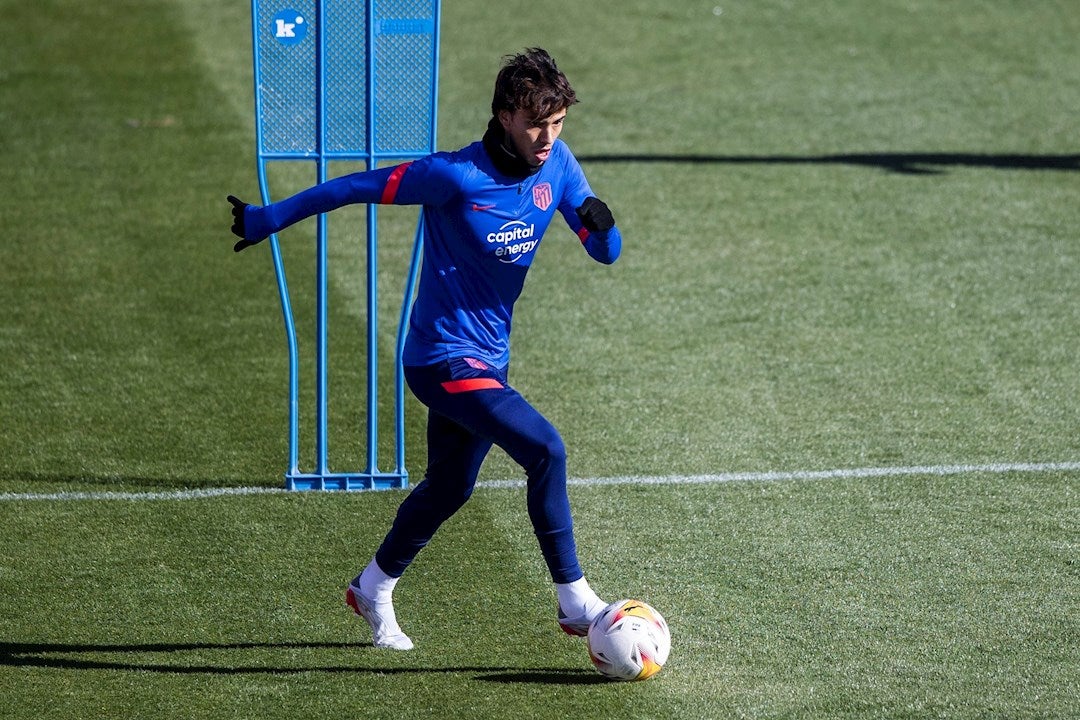 Joao Félix, lesionado, duda para medirse al Milan Joao Félix, lesionado, duda para medirse al Milan