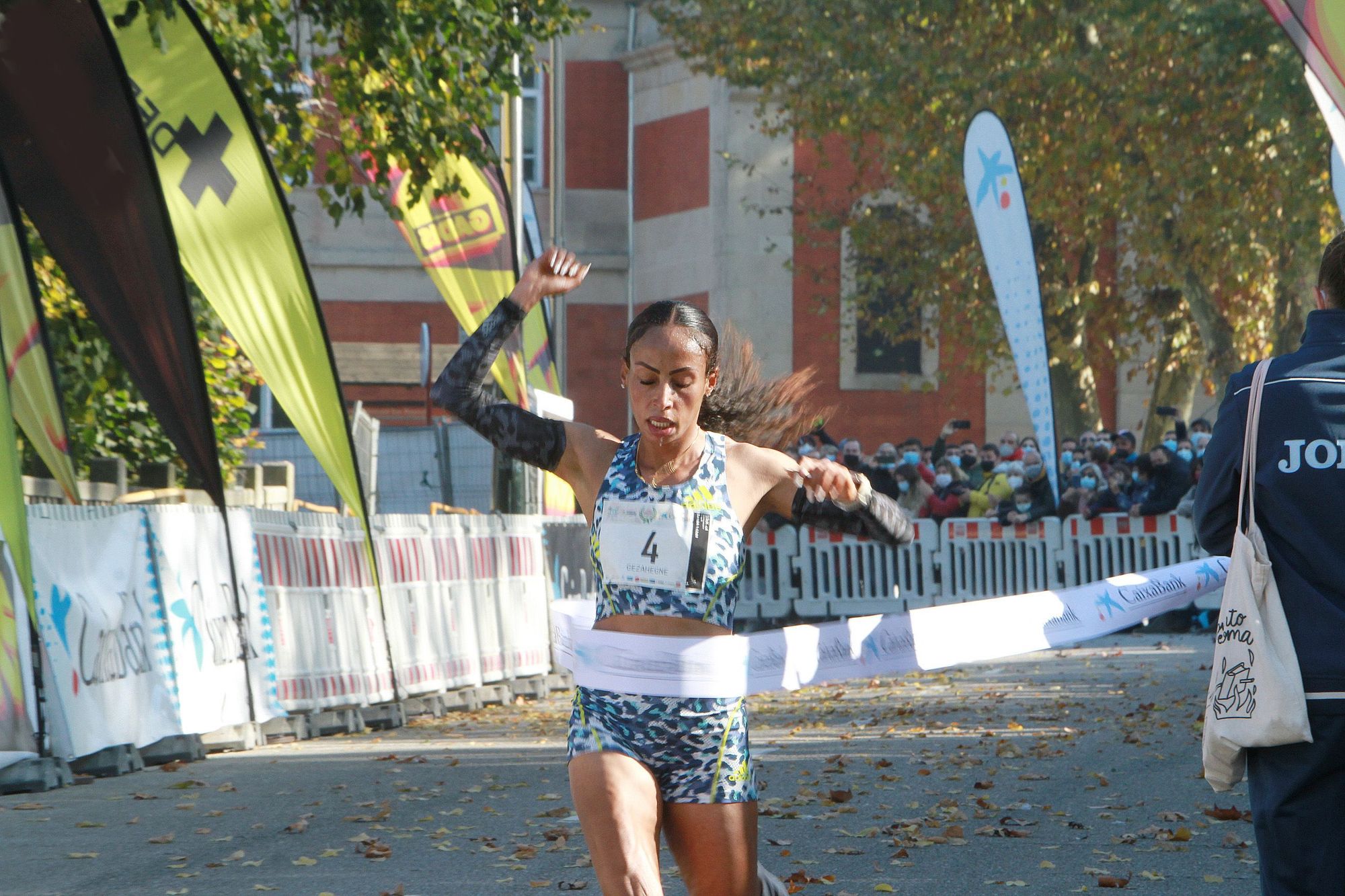 O Psoe alerta do "escurantismo" do goberno coa complicidade do PP na contratación da atleta nigeriana Gezahegne O Psoe alerta do "escurantismo" do goberno coa complicidade do PP na contratación da atleta nigeriana Gezahegne