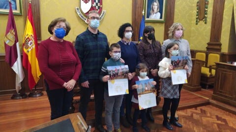 Rueda de prensa para presentar apoyo al calendario de AFANION