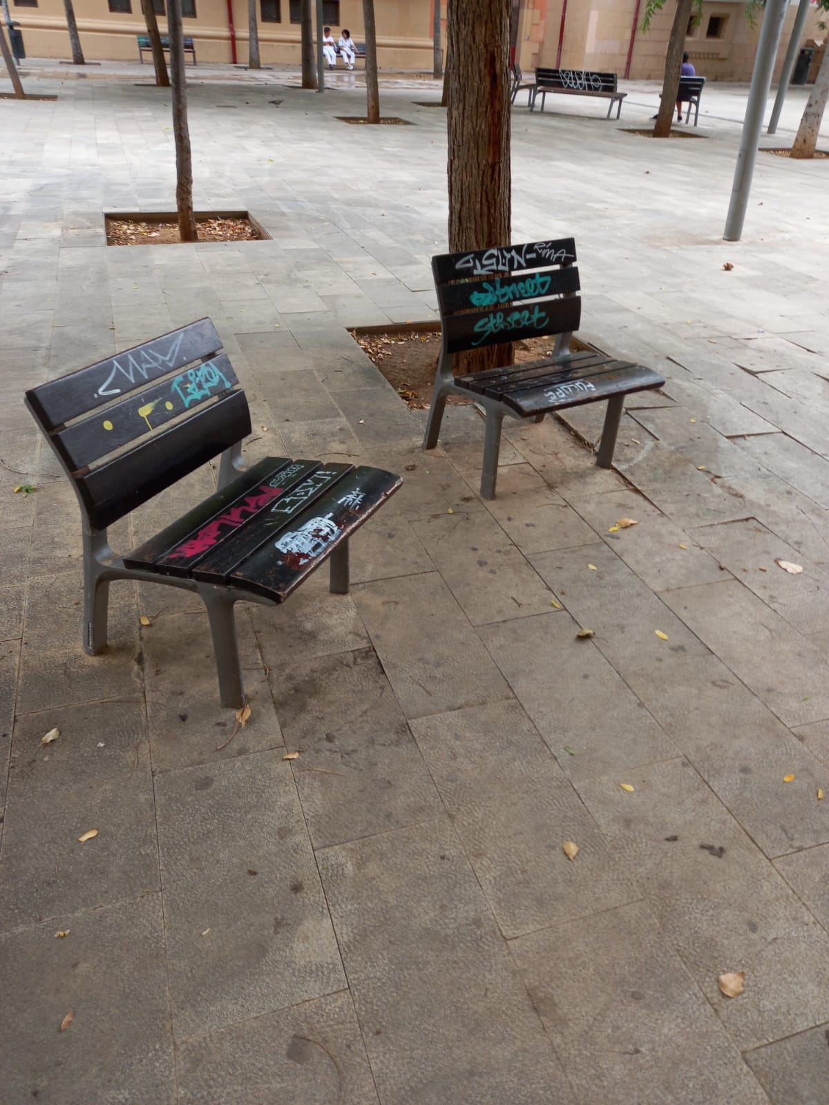 Palma habilita un correo electrónico para denunciar pintadas vandálicas en bienes públicos Palma habilita un correo electrónico para denunciar pintadas vandálicas en bienes públicos