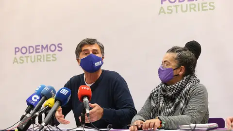 Ebrique Fernández y Cristina Tuero, Podemos Asturias Ebrique Fernández y Cristina Tuero, Podemos Asturias