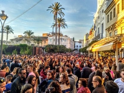 Nos vemos en los bares... o no, ¿se plantean restricciones de cara a las comidas de Navidad? Nos vemos en los bares... o no, ¿se plantean restricciones de cara a las comidas de Navidad?