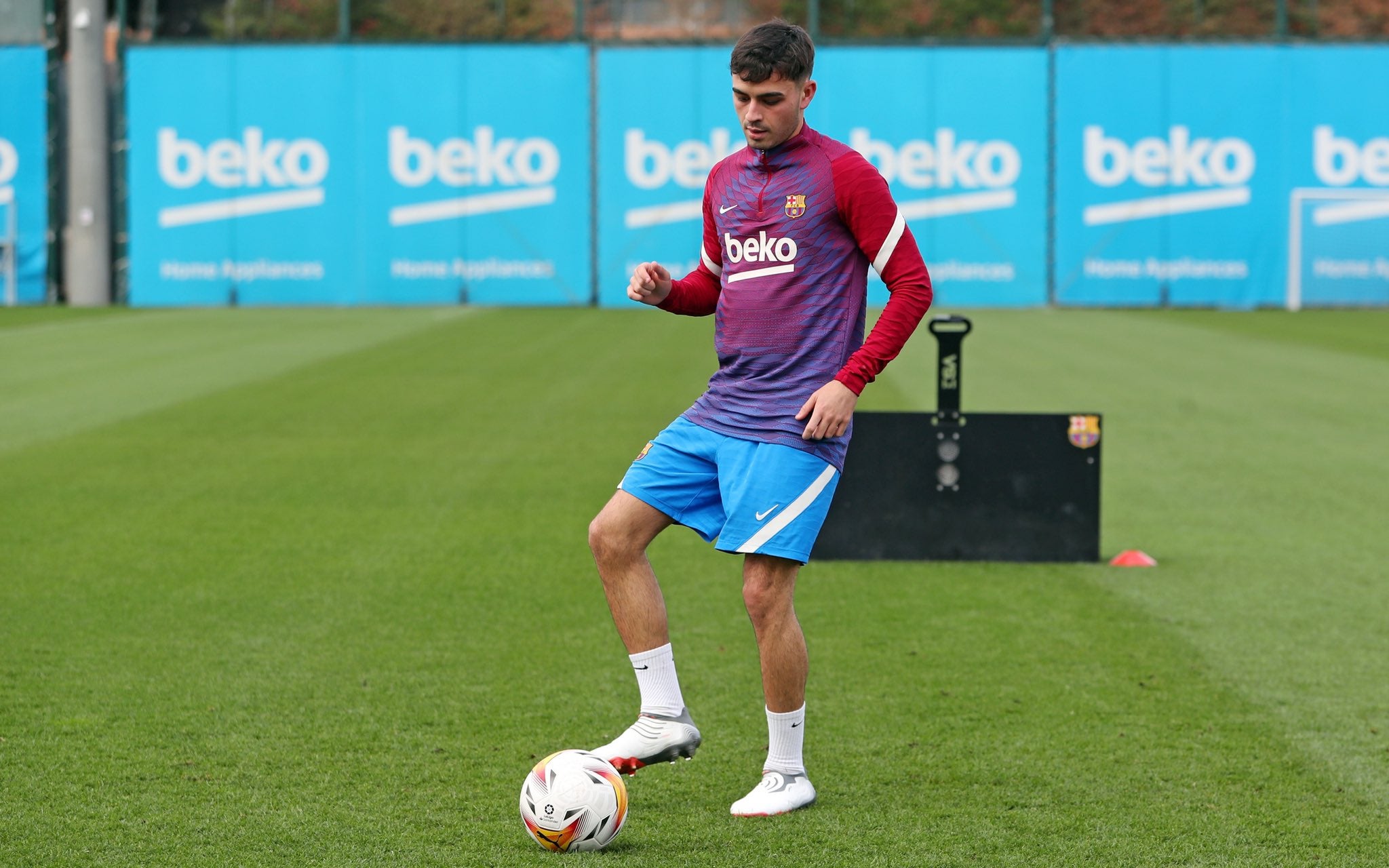 Pedri recae de su lesión y peligra su vuelta antes de 2022 Pedri recae de su lesión y peligra su vuelta antes de 2022