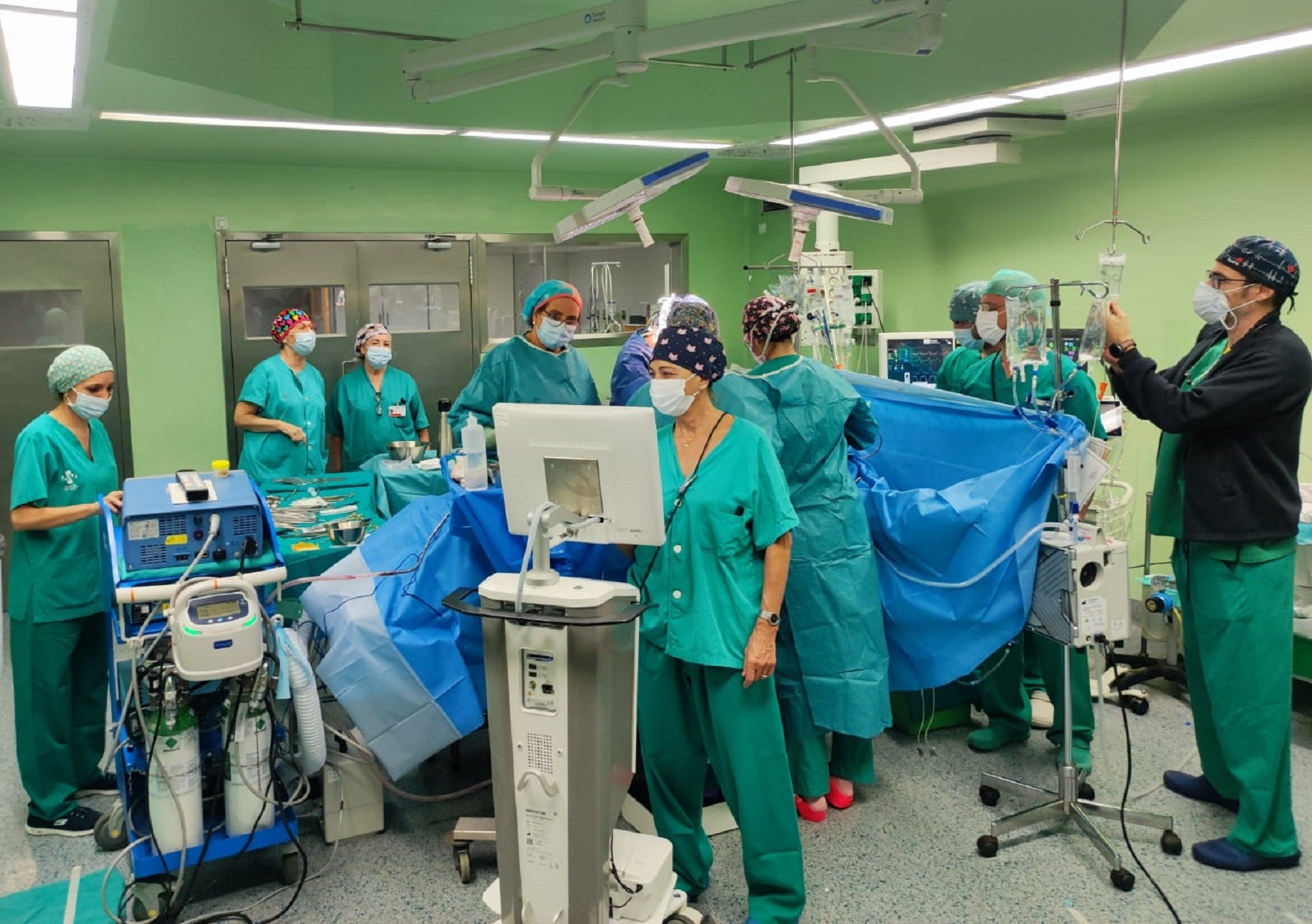 El Hospital General de Alicante realiza siete trasplantes de órganos en cinco días El Hospital General de Alicante realiza siete trasplantes de órganos en cinco días