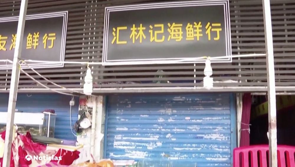 Un estudio apunta que el primer caso conocido de COVID-19 fue en el mercado de mariscos de Wuhan Un estudio apunta que el primer caso conocido de COVID-19 fue en el mercado de mariscos de Wuhan