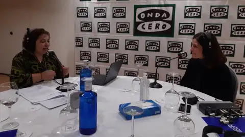 Alexandra Seara, xerente do Consorcio Turístico da Ribeira Sacra Gente Viajera de Galicia con Manola Porto