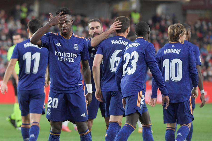 El Real Madrid demuestra su autoridad ante el Granada El Real Madrid demuestra su autoridad ante el Granada