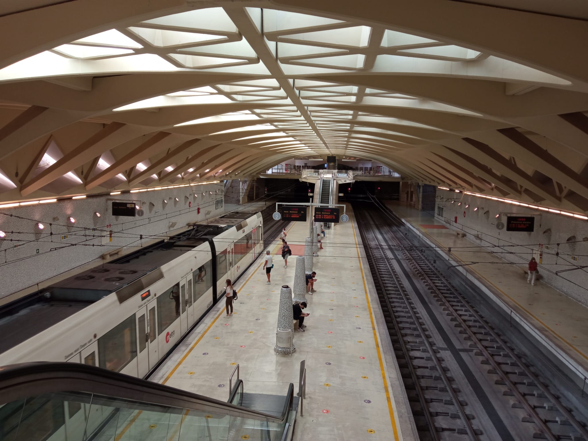 Obras Públicas plantea un nuevo túnel entre las estaciones de Alameda y Xàtiva Obras Públicas plantea un nuevo túnel entre las estaciones de Alameda y Xàtiva