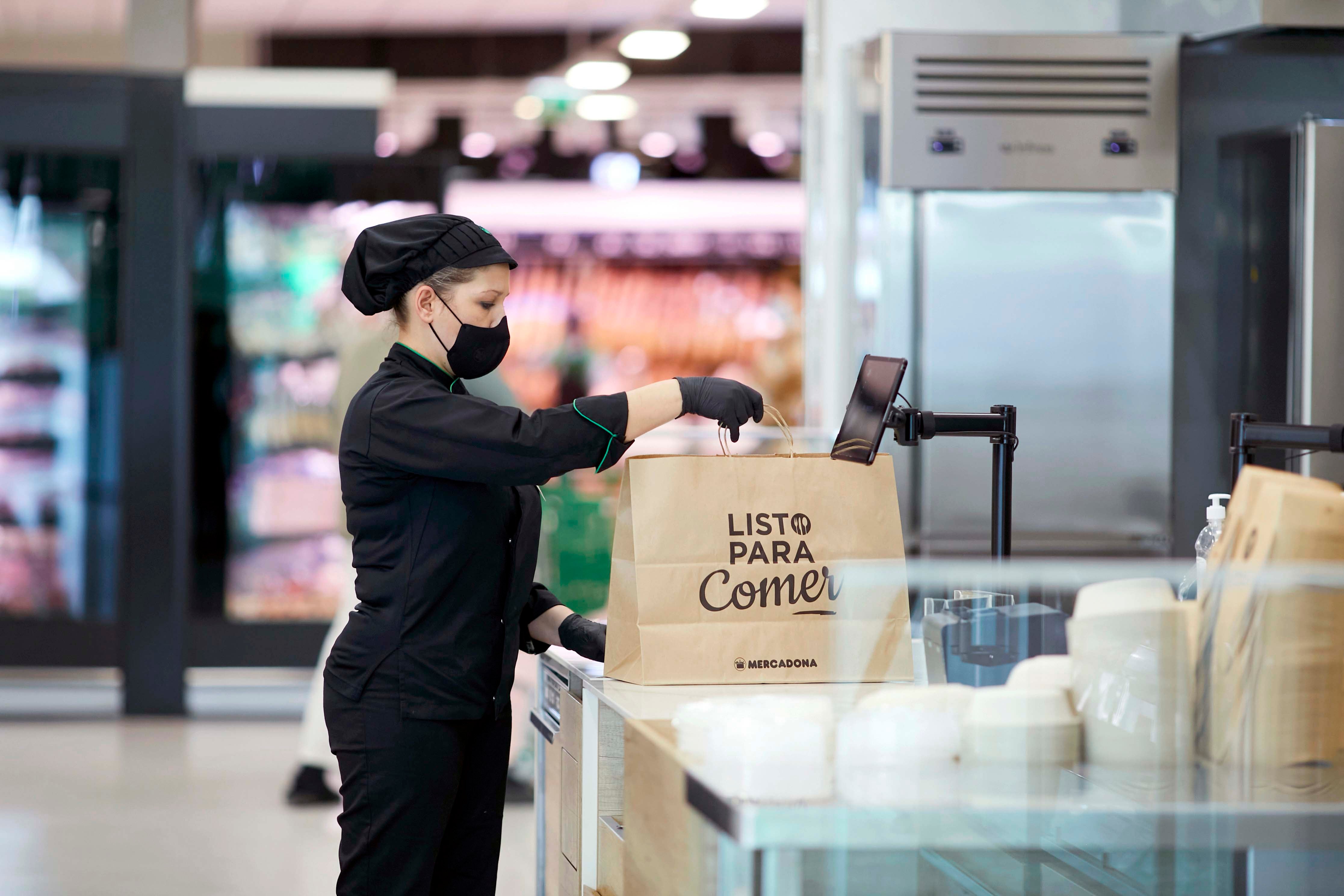 La sección listo para comer de Mercadona recupera los encargos de platos navideños La sección listo para comer de Mercadona recupera los encargos de platos navideños