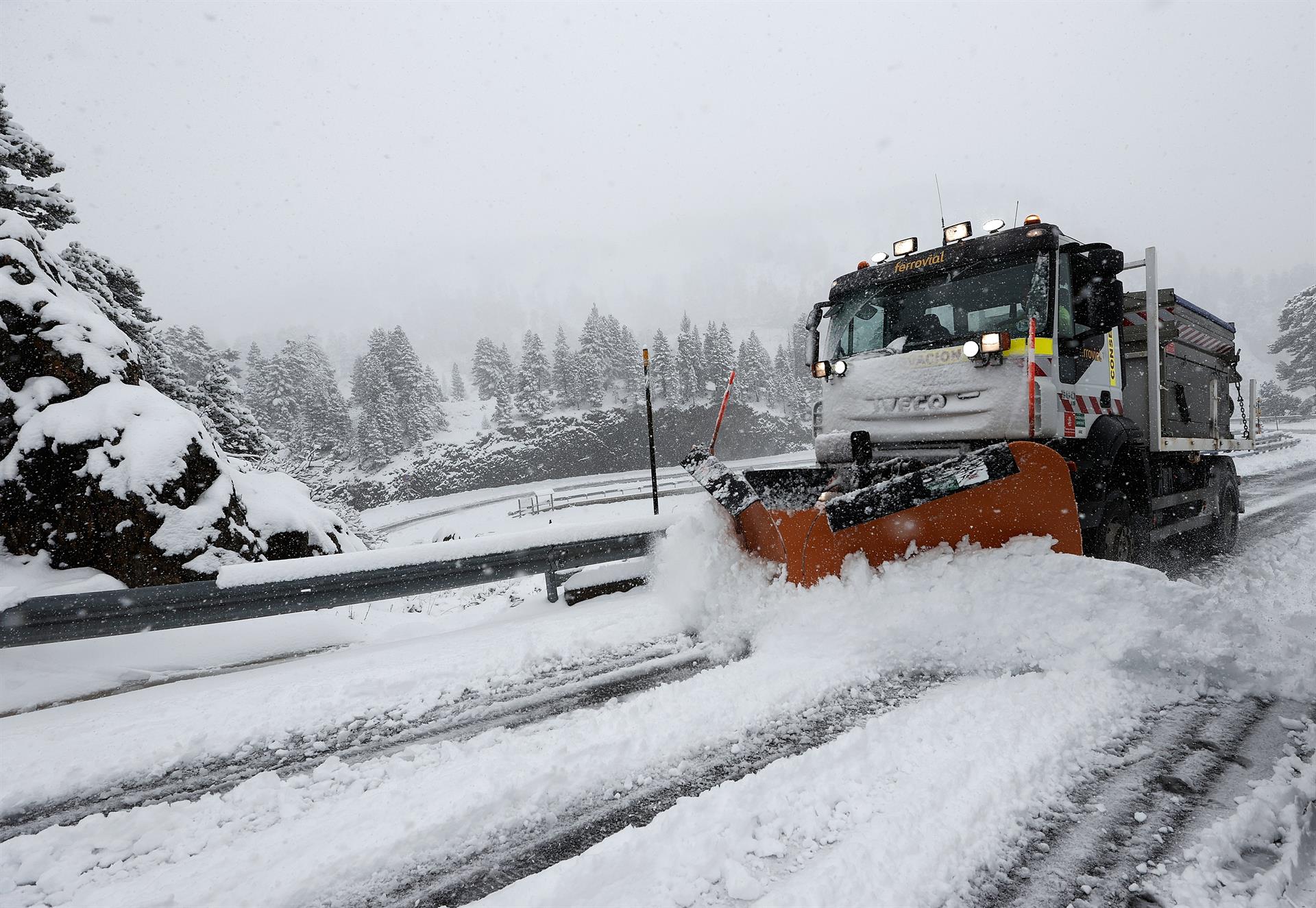 Jorge Rey acierta de nuevo: esta es la predicción sobre la llegada del temporal DANA y la nieve a España que hizo el niño meteorólogo Jorge Rey acierta de nuevo: esta es la predicción sobre la llegada del temporal DANA y la nieve a España que hizo el niño meteorólogo