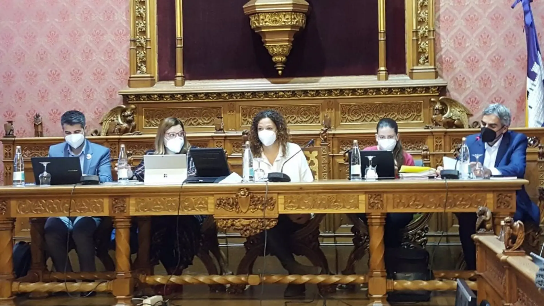 La Presidenta del Consell de Mallorca, Catalina Cladera, en el pleno del Consell de Mallorca para sus presupuestos 2022.