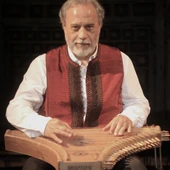 Eduardo Paniagua Eduardo Paniagua